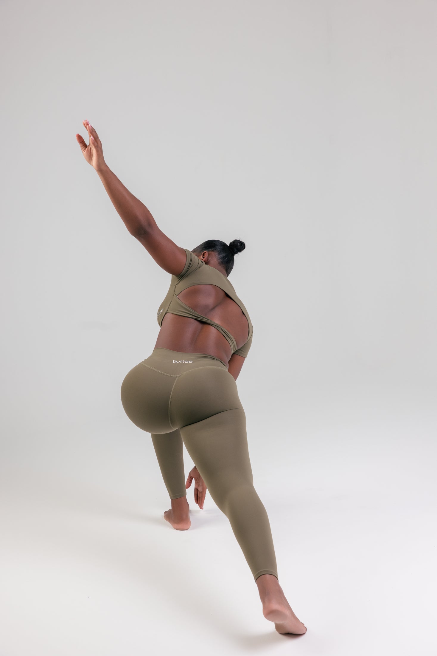 Relaxed Twist Set- Olive
